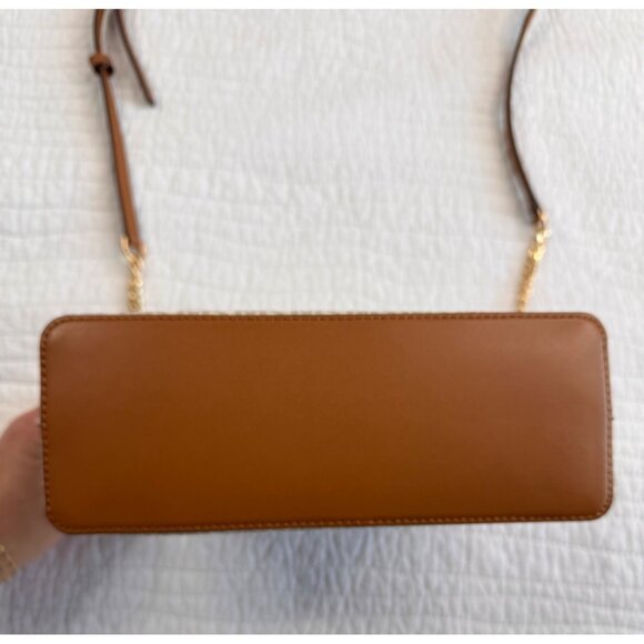 NEW Michael Kors Vanilla/Acorn LG Zip Dome Crossbody Bag Gold Chain Strap - Picture 8 of 15